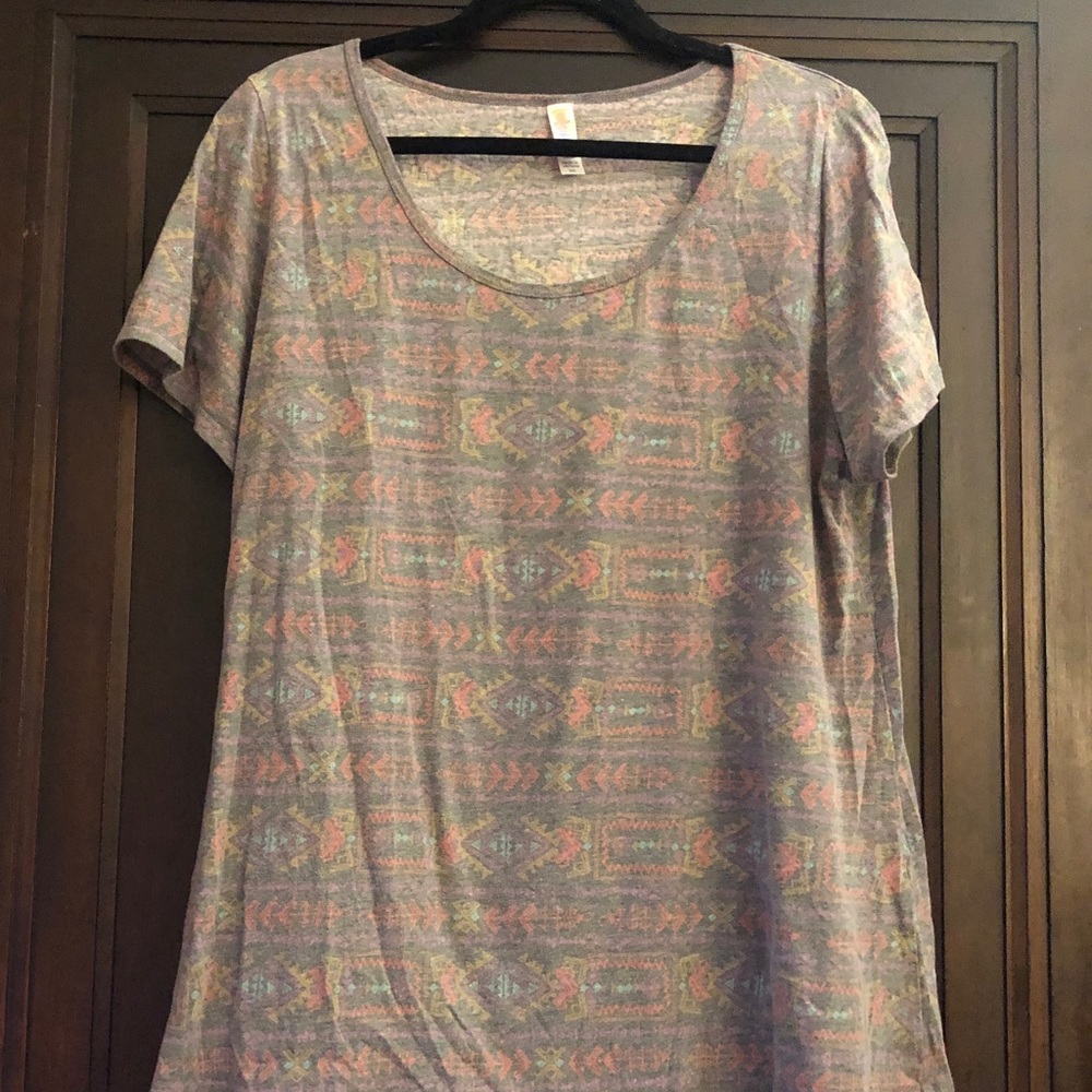 Lularoe classic t